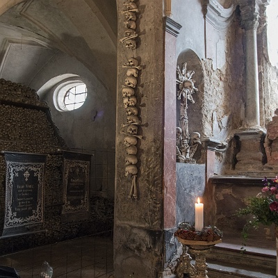 WEB IMG 0313 : Beinhaus, Knochenkirche