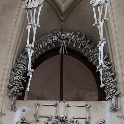 WEB IMG 0371 : Beinhaus, Knochenkirche