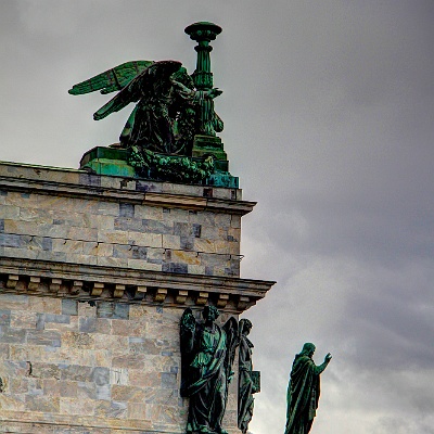 WEB  MG 5077 8 9Natural