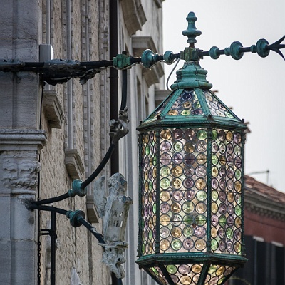 wunderschöne, alte Laterne : Italien, Venedig