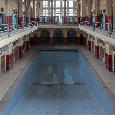 die erhaltene Frauenschwimmhalle : Stadtbad Leipzig